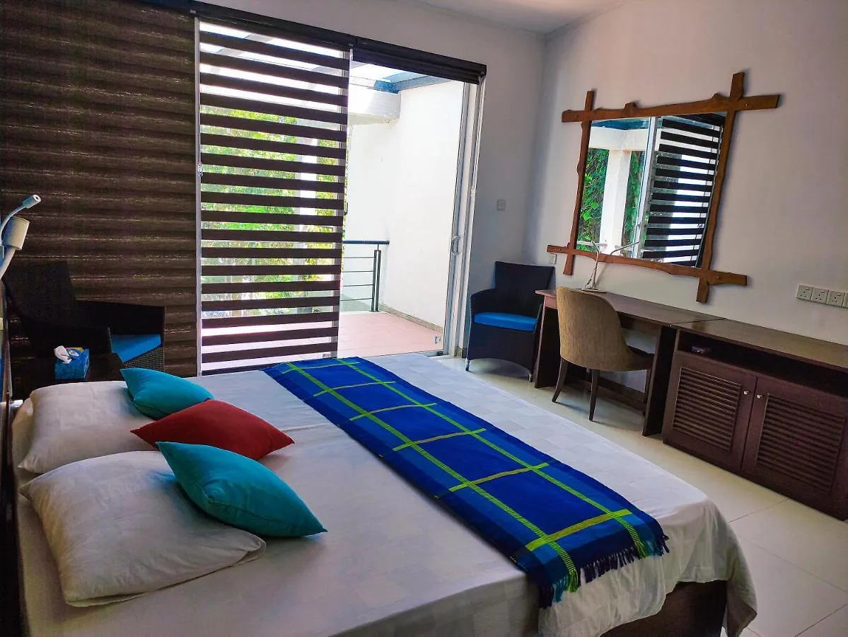 The Yacht Riverside Villa Near Colombo International Airport Ganepola