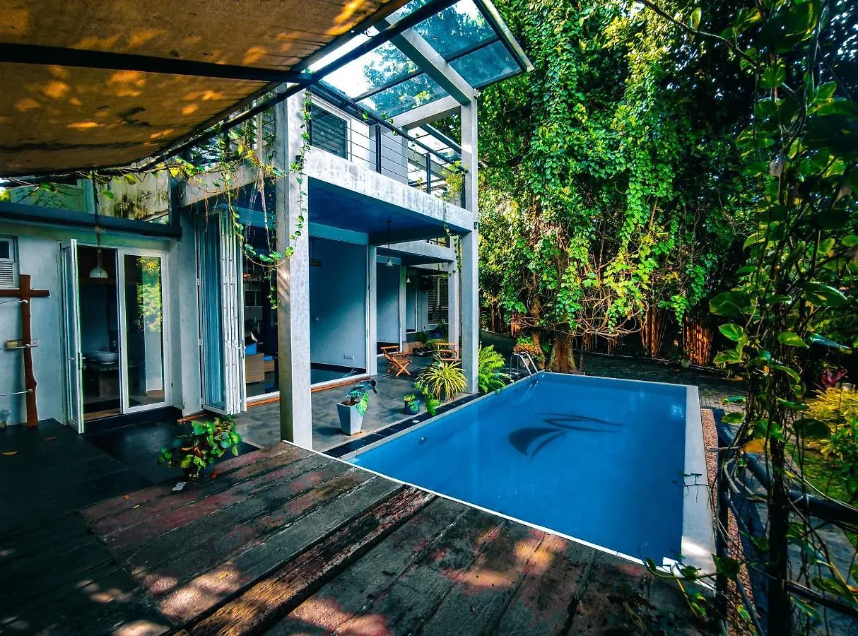 The Yacht Riverside Villa Near Colombo International Airport Ganepola 0*,