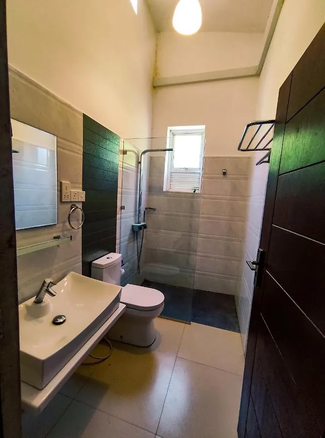 The Yacht Riverside Villa Near Colombo International Airport Ganepola 0*,  Sri Lanka